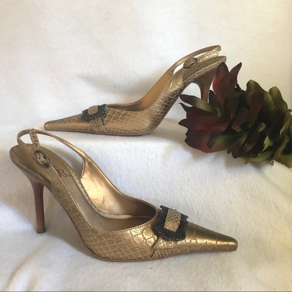 CARLOS Genuine Leather Croc Print Heels - Picture 4 of 15